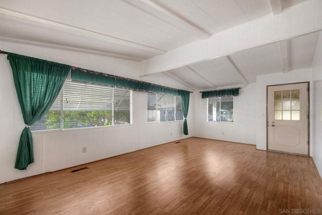 276 N El Camino Real 44, Oceanside, CA 92058