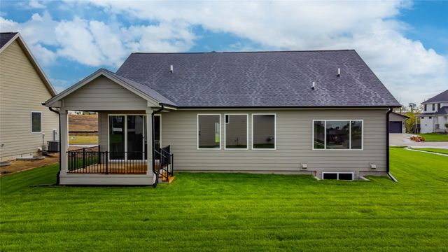 820 Hamilton Road, Waukee, IA 50263