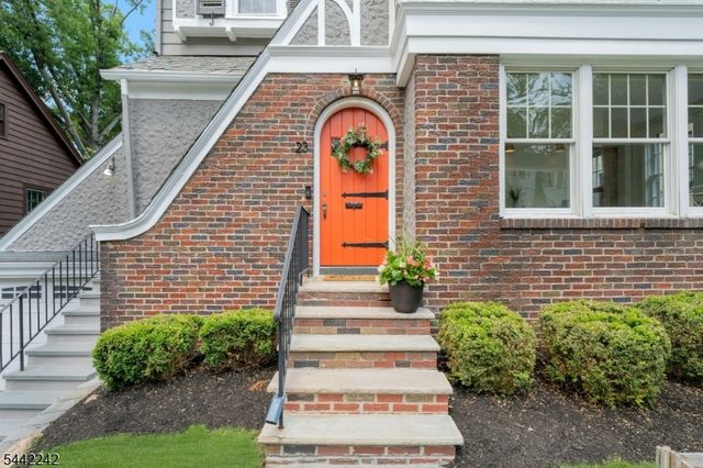 23 Broadview Ave, Maplewood Twp., NJ 07040