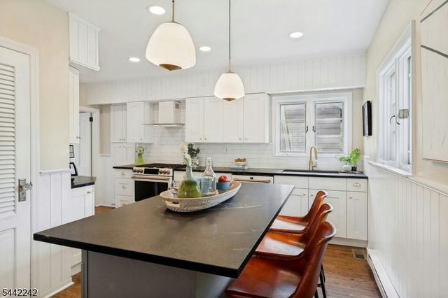 23 Broadview Ave, Maplewood Twp., NJ 07040