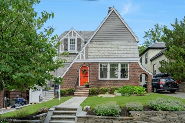 23 Broadview Ave, Maplewood Twp., NJ 07040