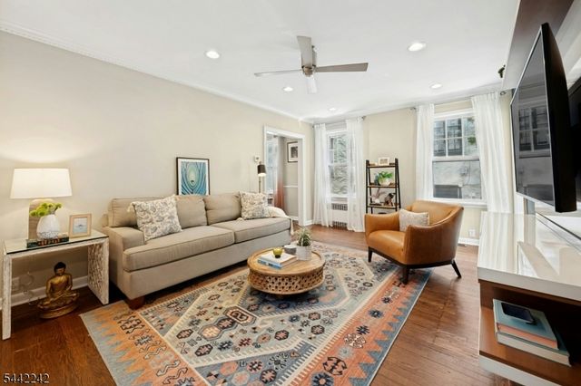 23 Broadview Ave, Maplewood Twp., NJ 07040