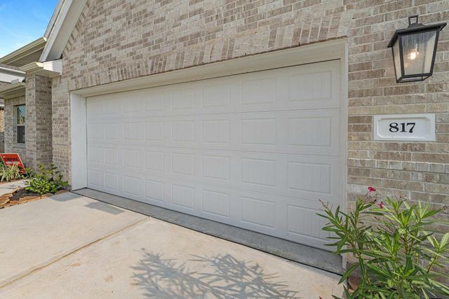 817 Bahia Bay Dr, Katy, TX 77493