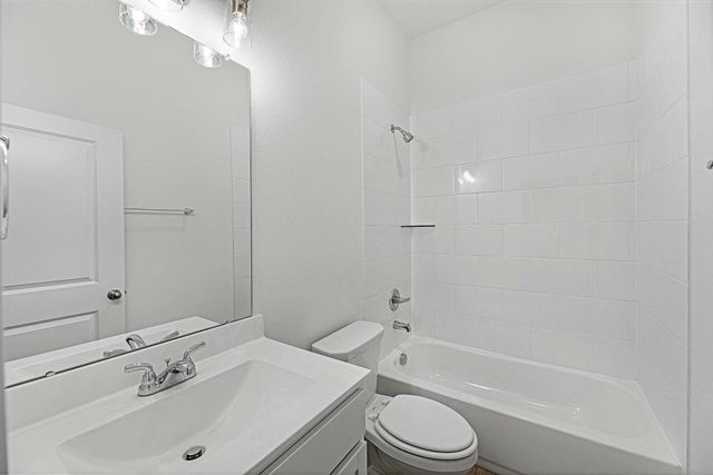 817 Bahia Bay Dr, Katy, TX 77493