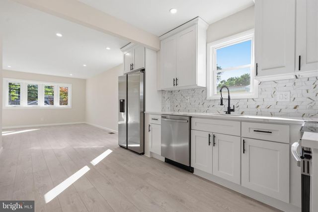 110 ELMWOOD AVE, Feasterville Trevose, PA 19053
