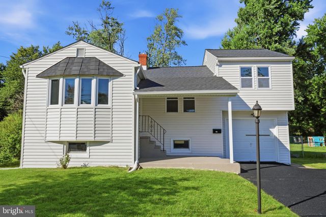 110 ELMWOOD AVE, Feasterville Trevose, PA 19053