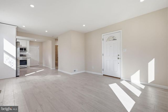 110 ELMWOOD AVE, Feasterville Trevose, PA 19053