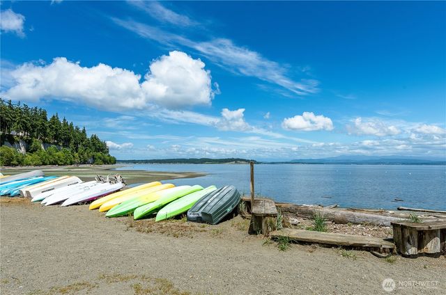 1552 Thompson Drive, Camano Island, WA 98282