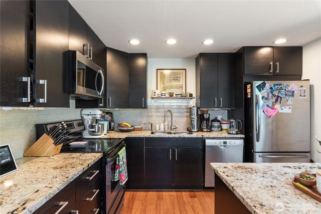 1552 Thompson Drive, Camano Island, WA 98282