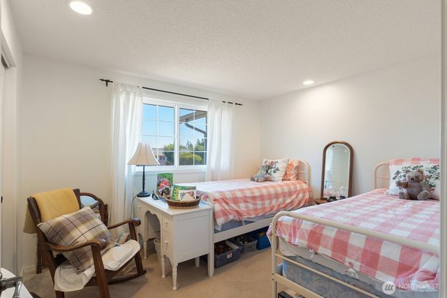 1552 Thompson Drive, Camano Island, WA 98282