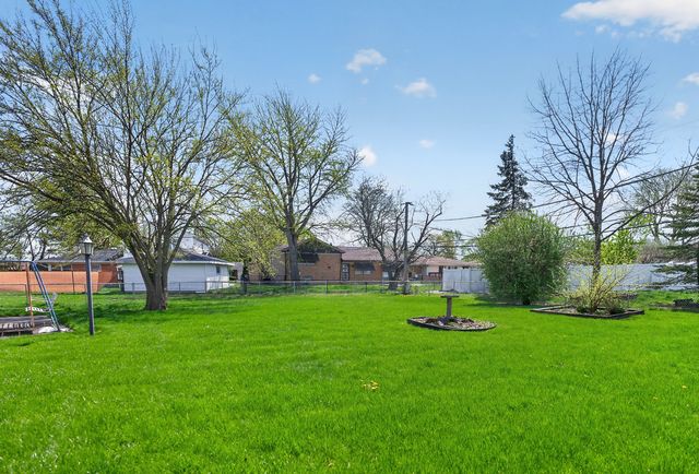 549 E 168th Street, South Holland, IL 60473