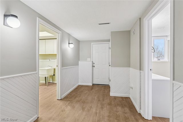 2829 Tibbetts Wick Road, Hubbard, OH 44425