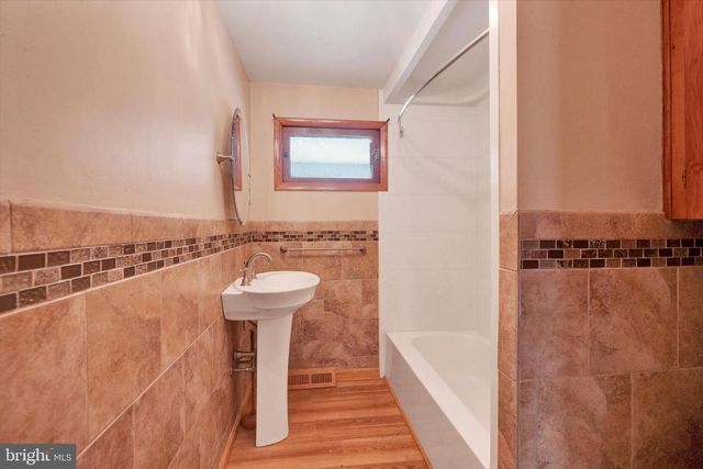 15912 FALLING WATERS RD, Williamsport, MD 21795