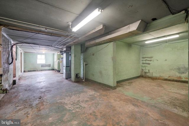 15912 FALLING WATERS RD, Williamsport, MD 21795