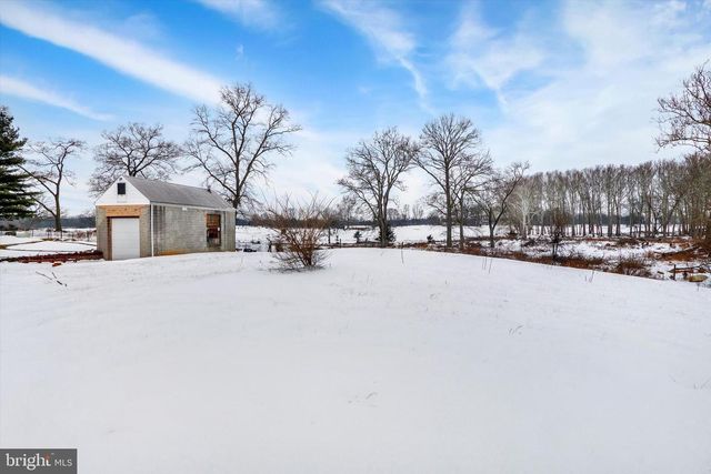 15912 FALLING WATERS RD, Williamsport, MD 21795