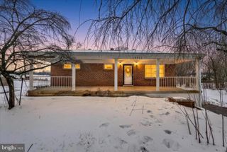 15912 FALLING WATERS RD, Williamsport, MD 21795