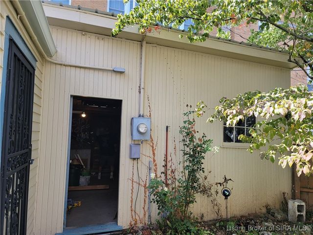 413 MILL Street, Madison, IN 47250