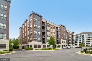 3503 BELLFLOWER LN #406, Rockville, MD 20852