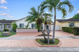1112 SW 138th Pl, Miami, FL 33184