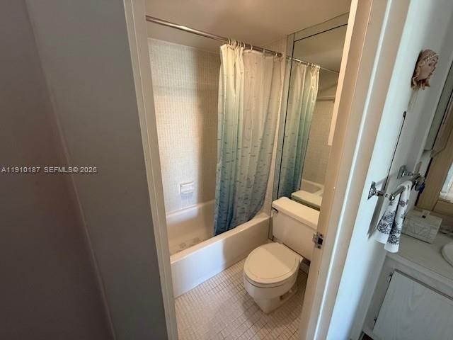 3625 N Country Club Drive 304, Aventura, FL 33180