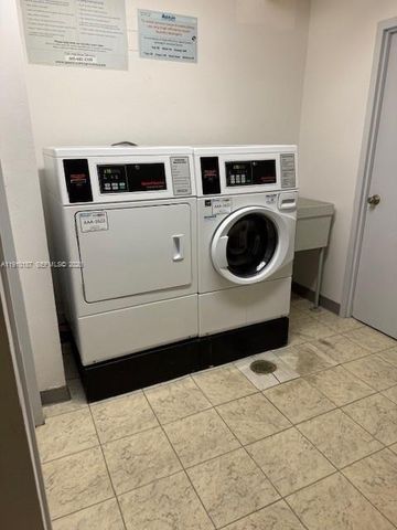 3625 N Country Club Drive 304, Aventura, FL 33180