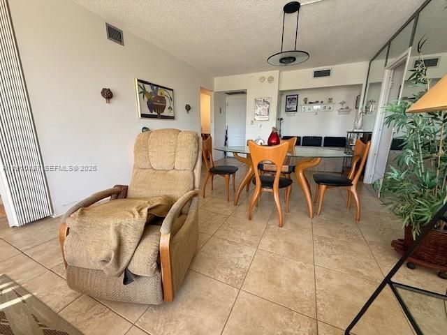 3625 N Country Club Drive 304, Aventura, FL 33180