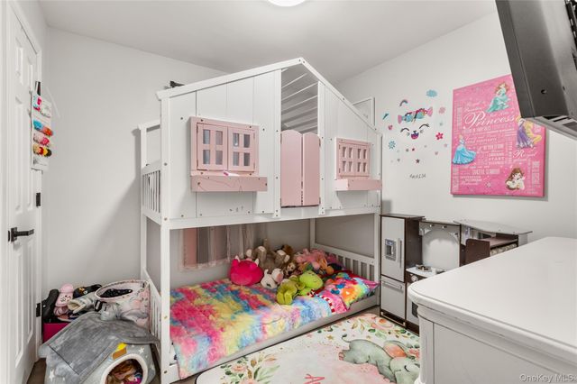 68 A Oneida Avenue, South Setauket, NY 11720