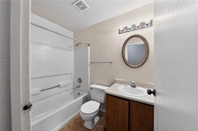 8454 Trowbridge Way, Huber Heights, OH 45424