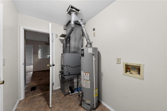 8454 Trowbridge Way, Huber Heights, OH 45424
