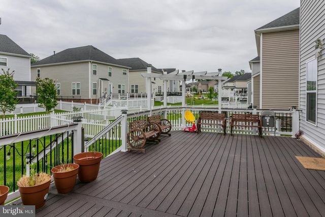 22800 BUBBLING BROOK DR, Brambleton, VA 20148