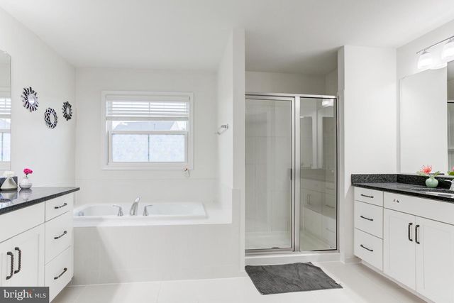 22800 BUBBLING BROOK DR, Brambleton, VA 20148