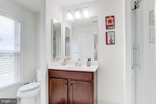 22800 BUBBLING BROOK DR, Brambleton, VA 20148