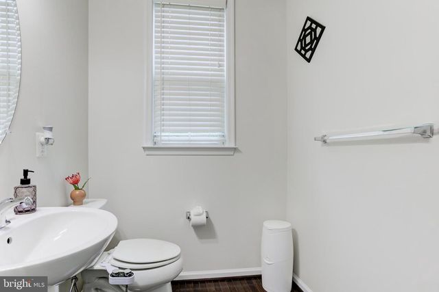 22800 BUBBLING BROOK DR, Brambleton, VA 20148