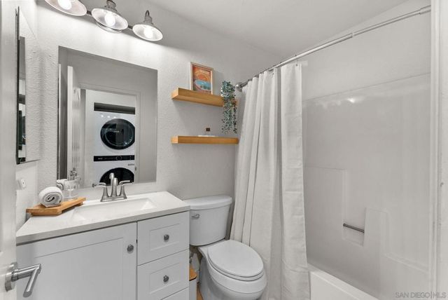 1660 S El Camino Real G106, Encinitas, CA 92024