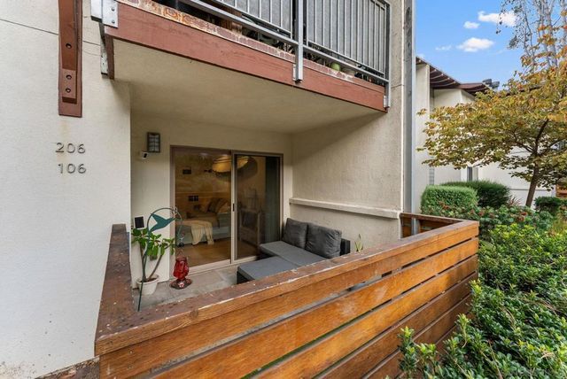 1660 S El Camino Real G106, Encinitas, CA 92024