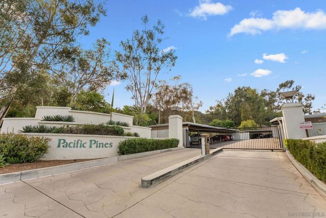 1660 S El Camino Real G106, Encinitas, CA 92024