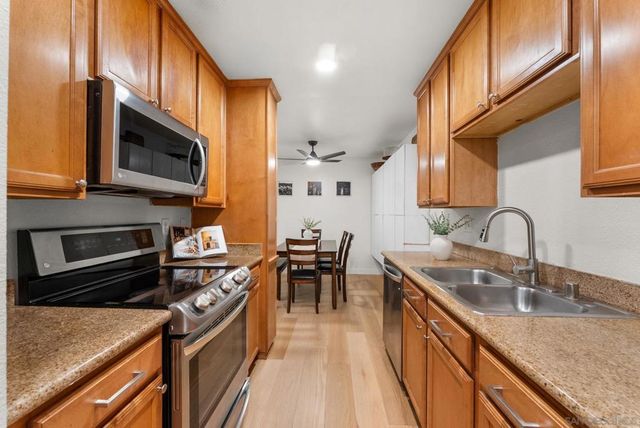 1660 S El Camino Real G106, Encinitas, CA 92024