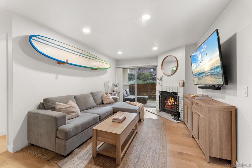 1660 S El Camino Real G106, Encinitas, CA 92024
