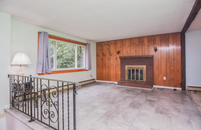 30 Davidson Avenue, Merrimack, NH 03054