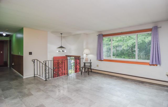 30 Davidson Avenue, Merrimack, NH 03054