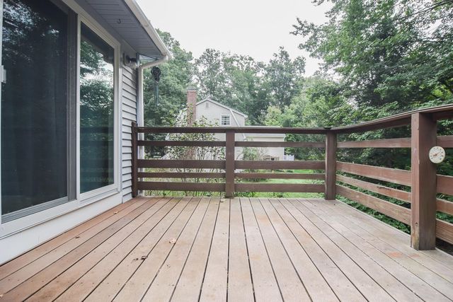 30 Davidson Avenue, Merrimack, NH 03054