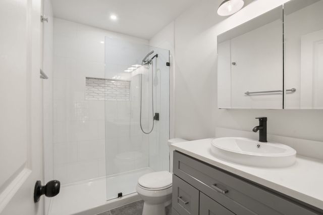 2505 Wedglea Drive 140, Dallas, TX 75211