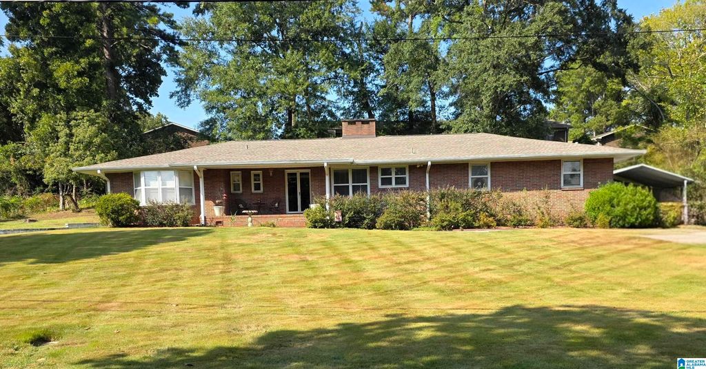 100 LINWOOD DRIVE, Hueytown, AL 35023