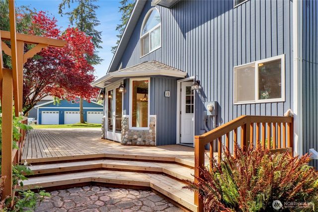 16515 58th Avenue NW, Stanwood, WA 98292