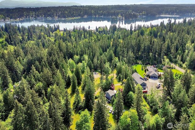 16515 58th Avenue NW, Stanwood, WA 98292