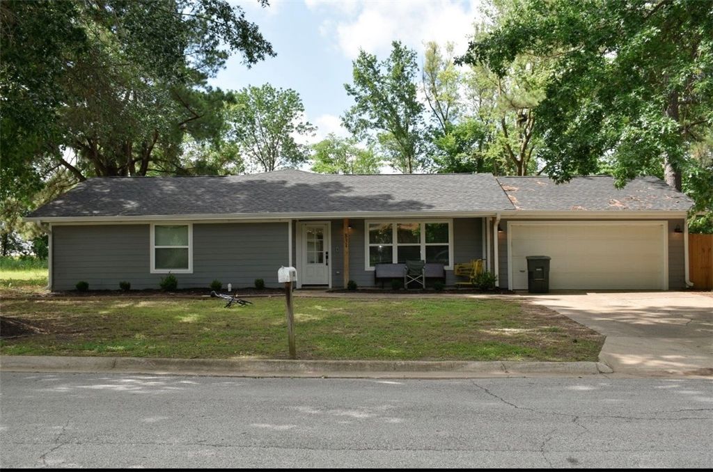 2305-2339 S Laverne, Fayetteville, AR 72701