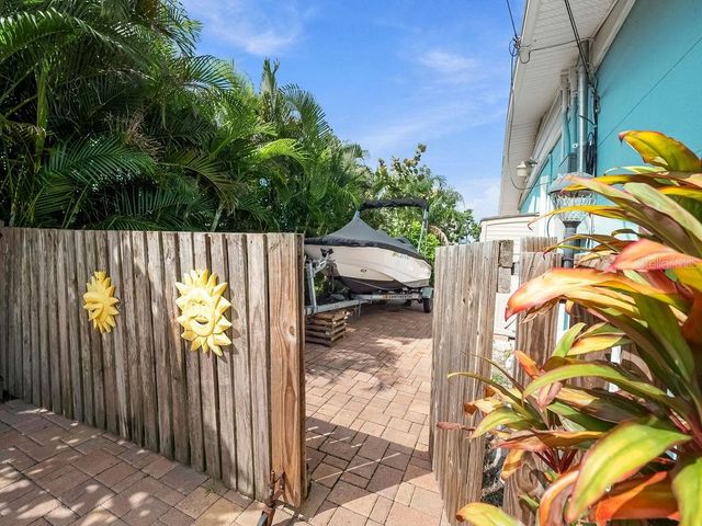 1831 BAYSHORE DRIVE, Terra Ceia, FL 34250