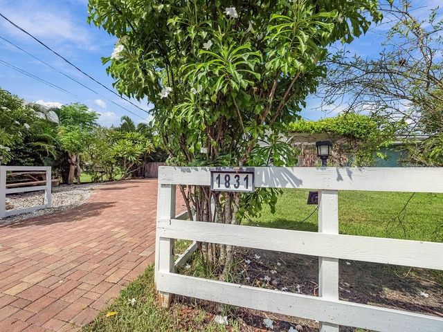1831 BAYSHORE DRIVE, Terra Ceia, FL 34250
