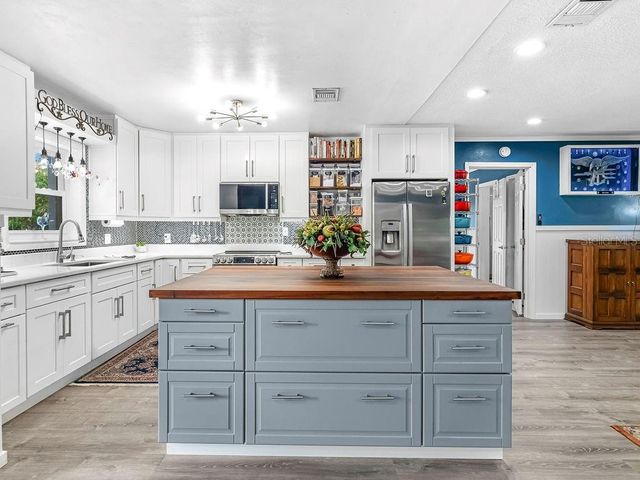 1831 BAYSHORE DRIVE, Terra Ceia, FL 34250