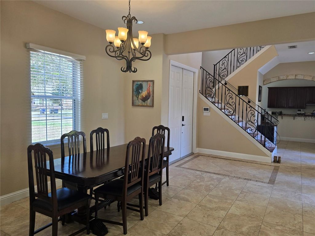 Image 6 of property listing at 13009 ROBERTS ISLAND ROAD, Orlando, FL 32832